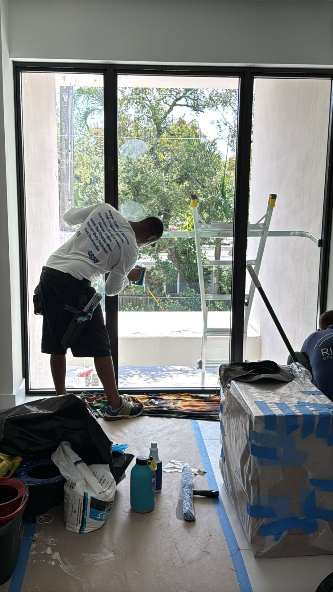 Detail Window Cleaners project photo 15